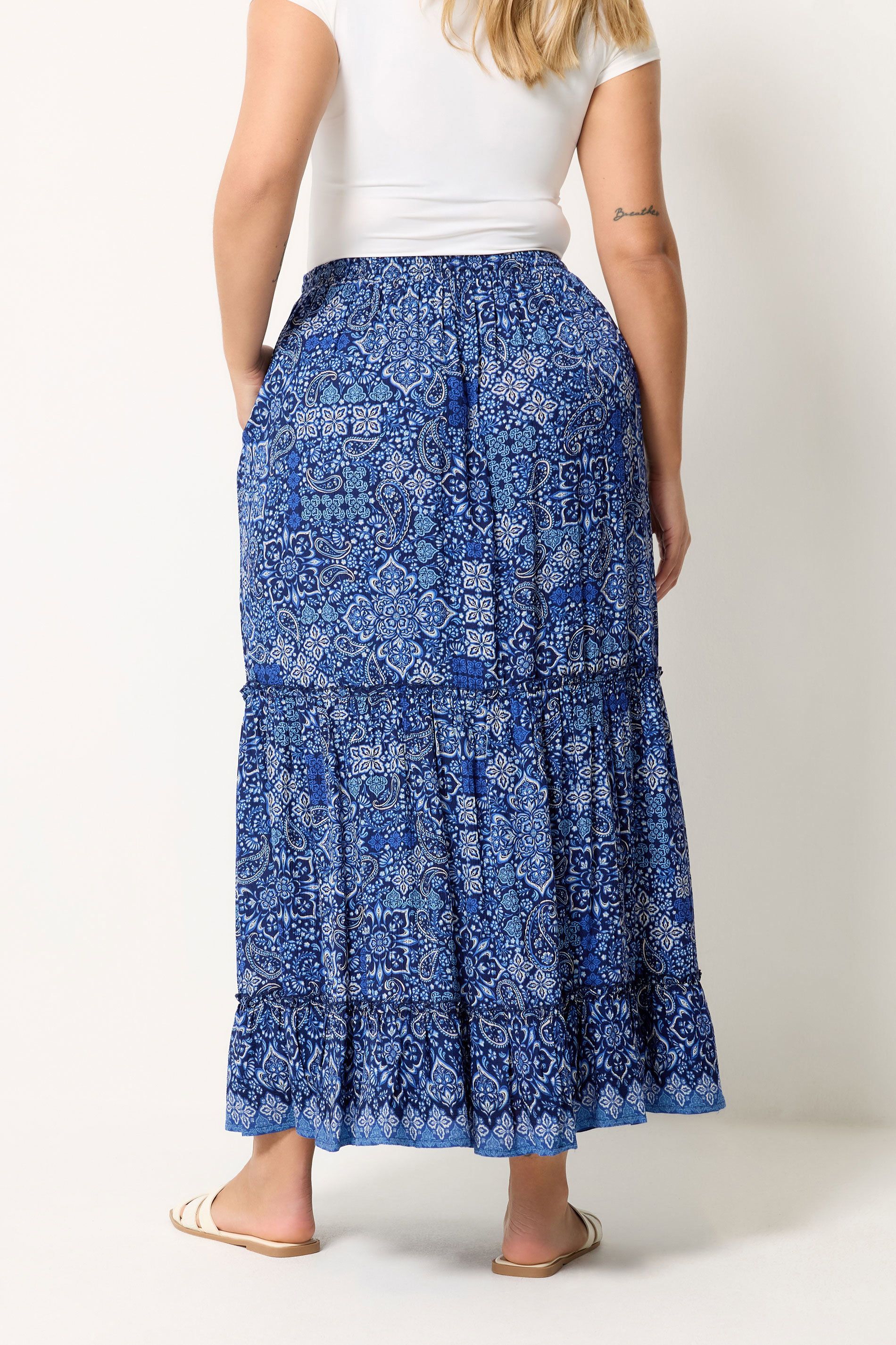 Jupe Étagée Bleu Marine À Motif Cachemire Size 44 - Yours - Modalova