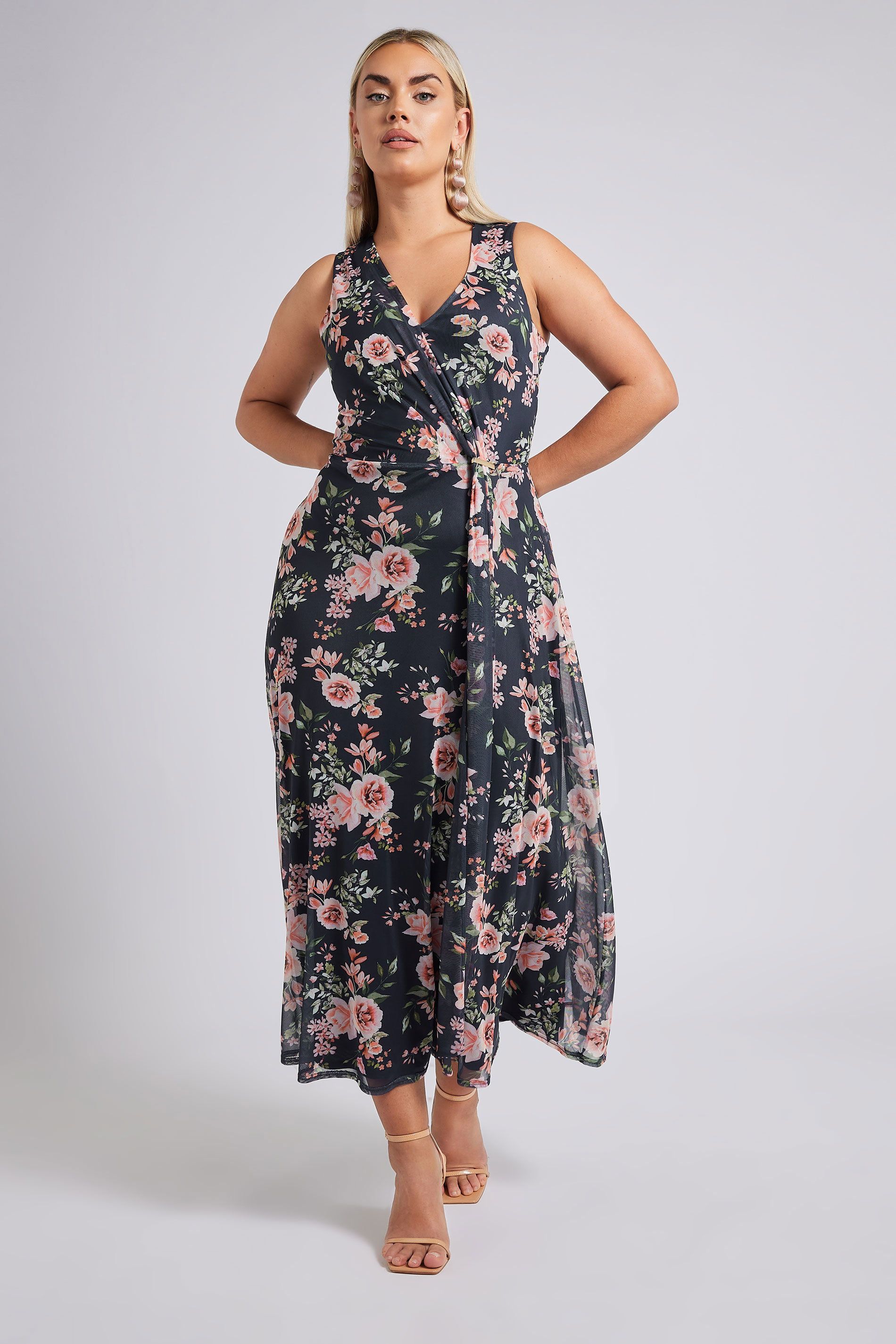 Robe Maxi Bleue Marine Drâpée En Filet Size 44 - Yours London - Modalova