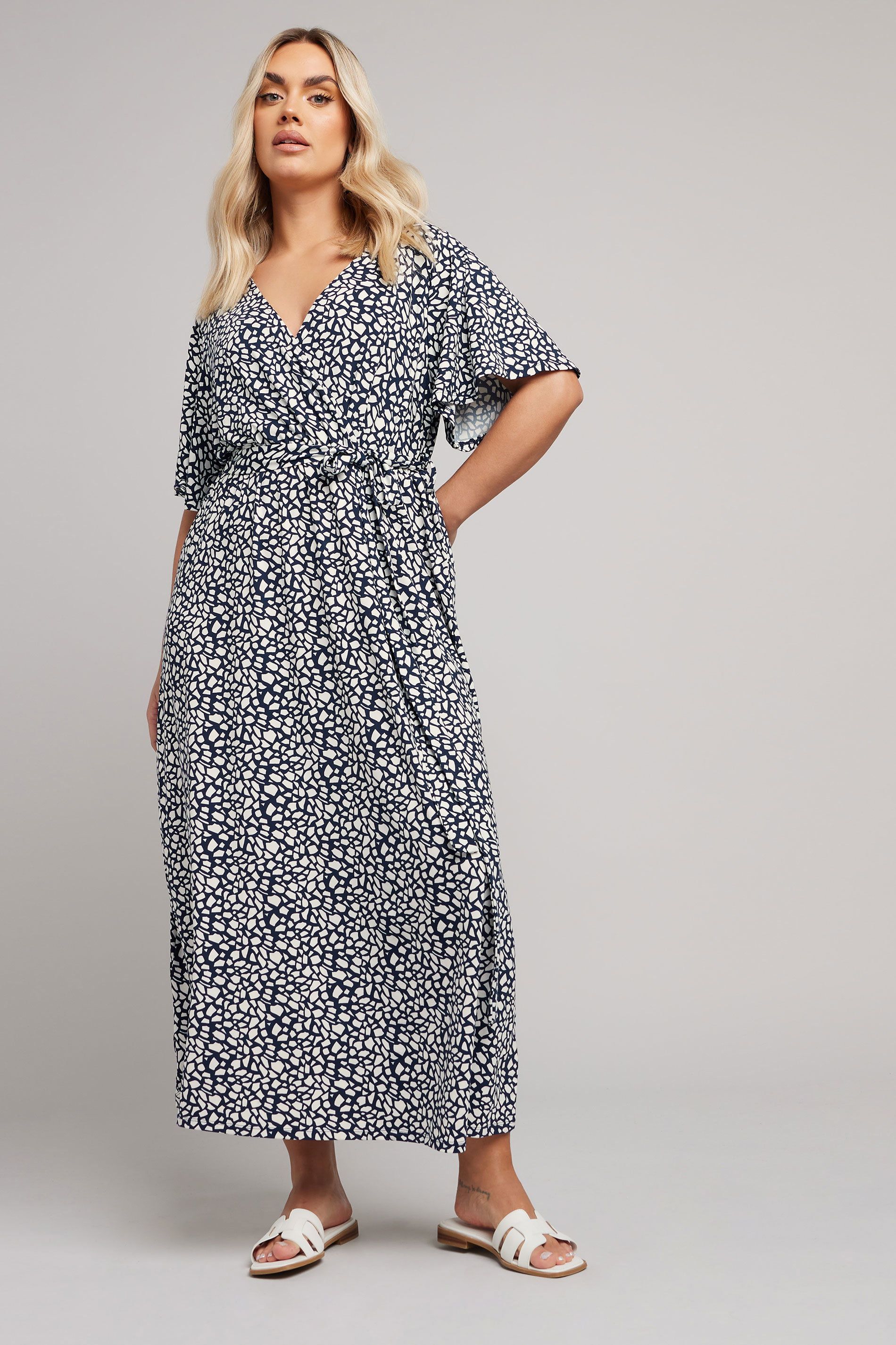 Robe Maxi Bleue Marine Cachecoeur Size 54-56 - Yours - Modalova