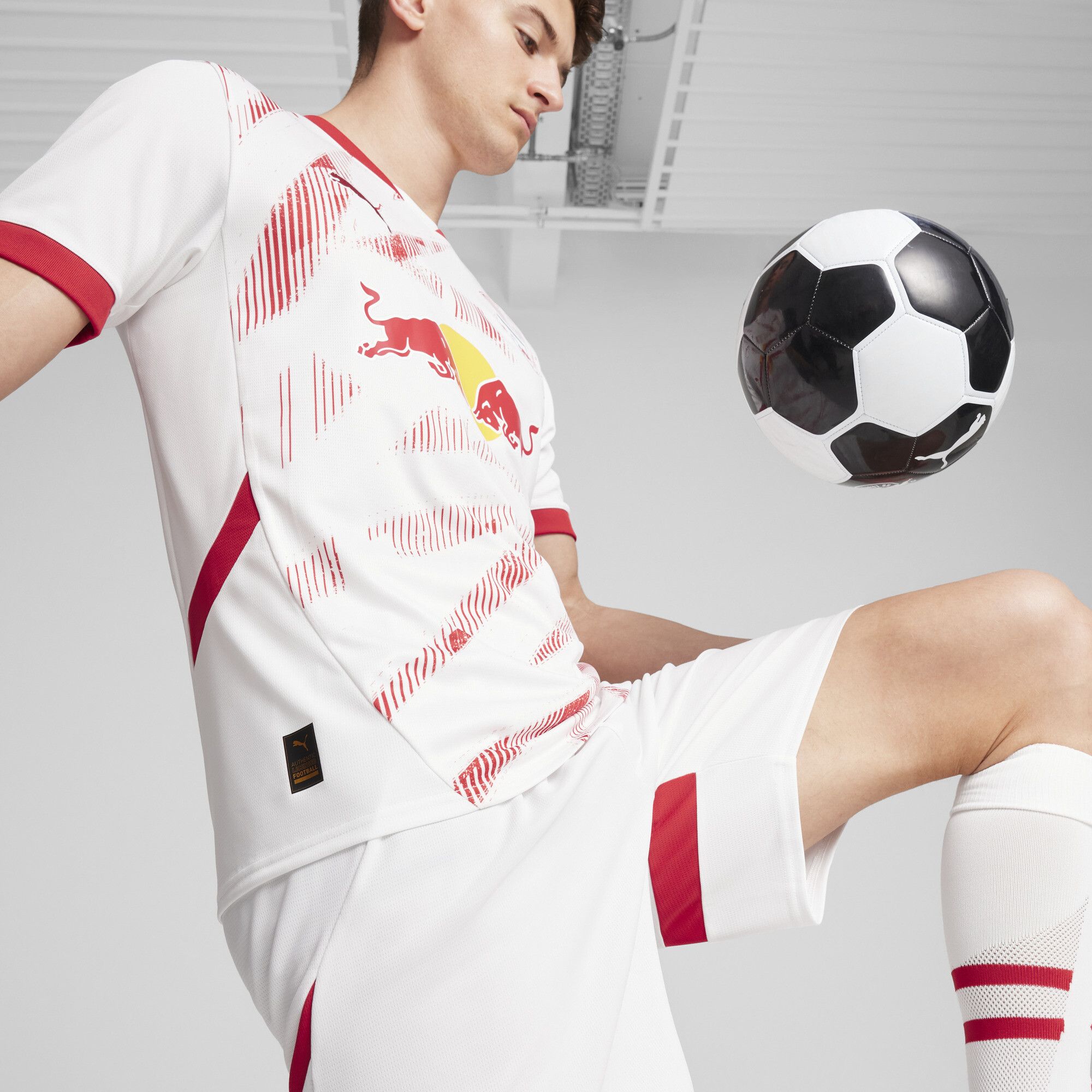 Maillot Home 24/25 RB Leipzig , Vêtements, Blanc, 3XL - PUMA - Modalova