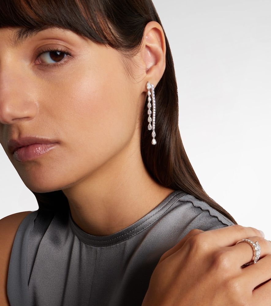 Boucles d’oreilles Diamond Twist en or blanc 18 ct et diamants - Bucherer Fine Jewellery - Modalova