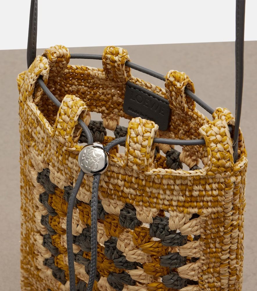 Pochette Paula's Ibiza en raphia à lanière - Loewe - Modalova