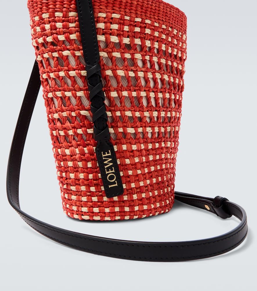 Sac Paula's Ibiza en feuilles de palmier - Loewe - Modalova