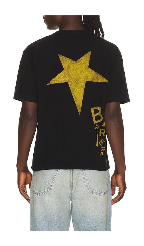 T-SHIRT en . Taille L. Also en M, S - Barriers Worldwide - Modalova