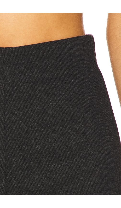 Stacia Short en . Taille M. Also en XL - LAMARQUE - Modalova