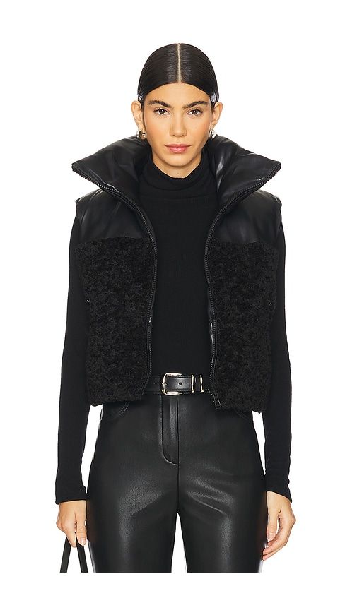 BLOUSON SANS MANCHES IMITATION FOURRURE MELICIA in . Size M, S, XL - LAMARQUE - Modalova