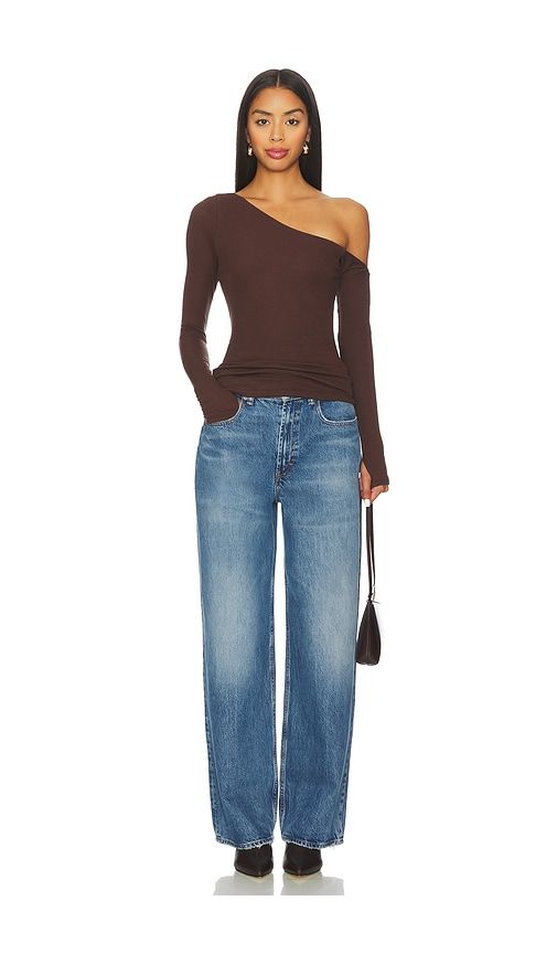 Magdaleno Long Sleeve Fitted Asymmetrical Cold Shoulder Top en . Taille L. Also en M, XS - Michael Lauren - Modalova