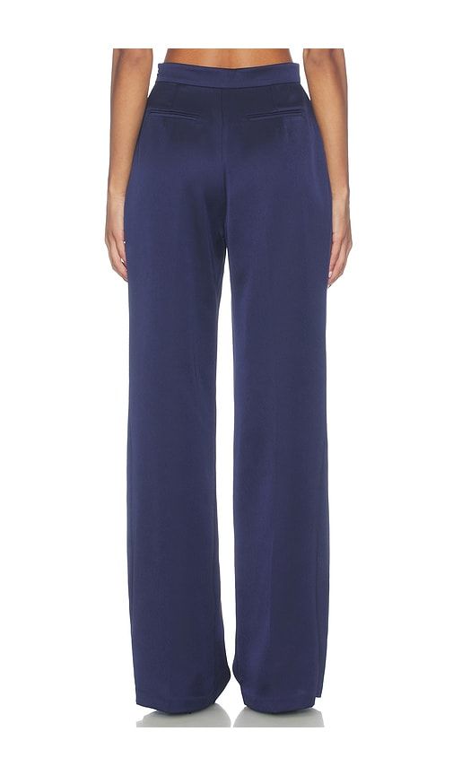 PANTALON JAMBES LARGES EN SATIN BLEU MARINE en . Taille 10/L. Also en 4/S, 6/SM, 8/M - Nadine Merabi - Modalova