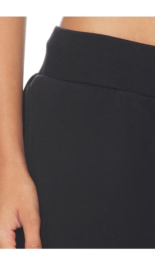 PANTALON CAPRI TRACKSUIT en . Taille XS. Also en S, M - NIIHAI - Modalova