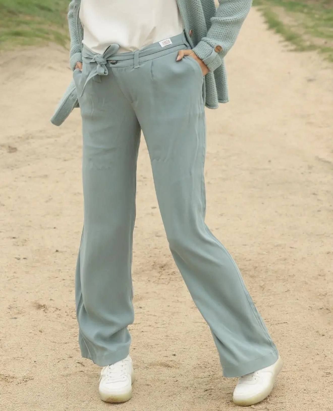 Pantalon Large De Grossesse Betty Sauge - Cache Coeur - Modalova