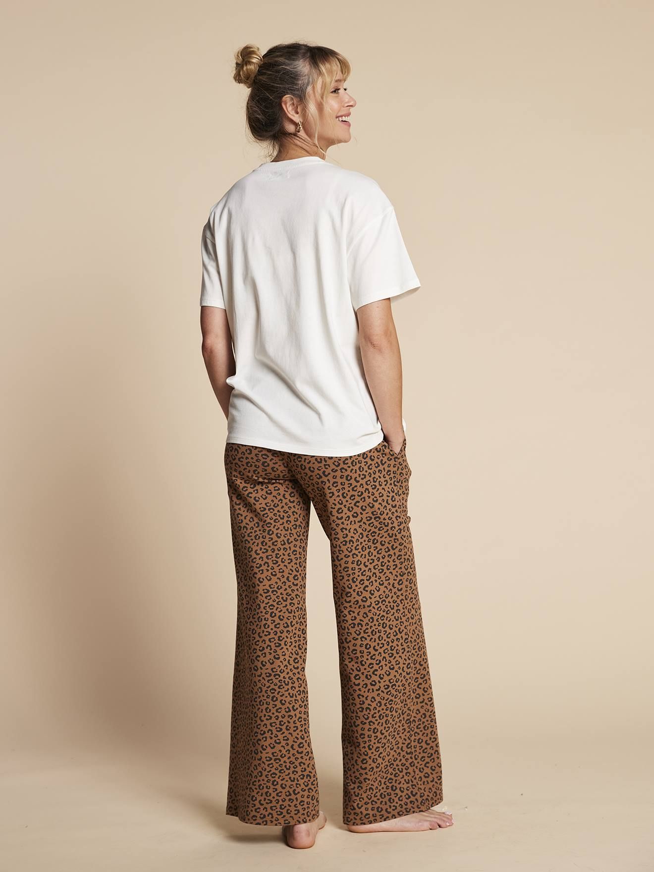 Ensemble pyjama 2 pièces léopard grossesse et allaitement taupe - Envie De Fraise - Modalova