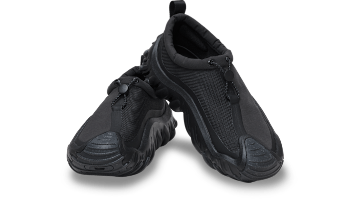 Echo Element Sneakers Unisex Black / Black 36 - Crocs - Modalova