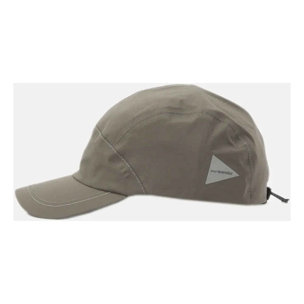Accessories > Hats > Caps - - And Wander - Modalova