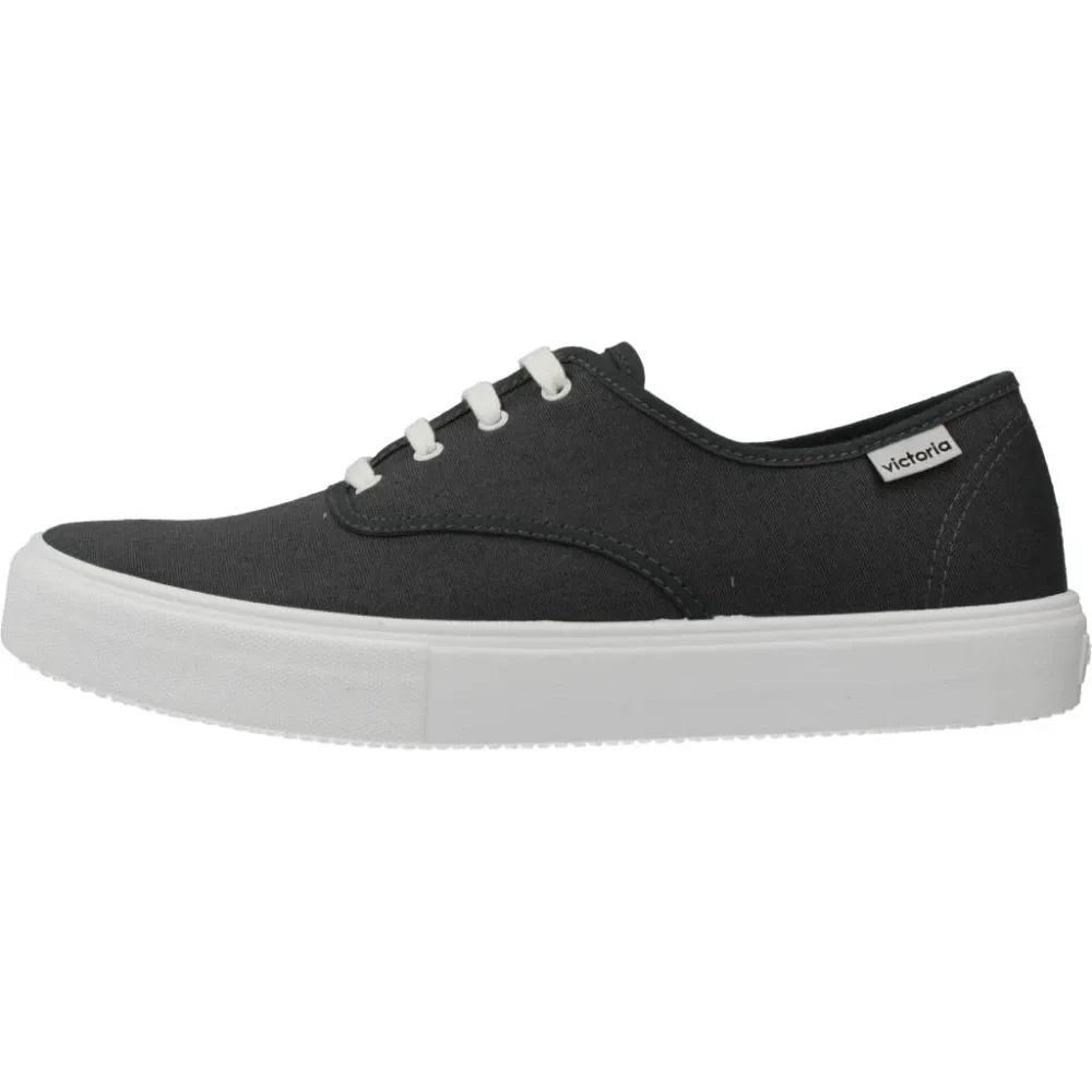 Shoes > Sneakers - - Victoria - Modalova