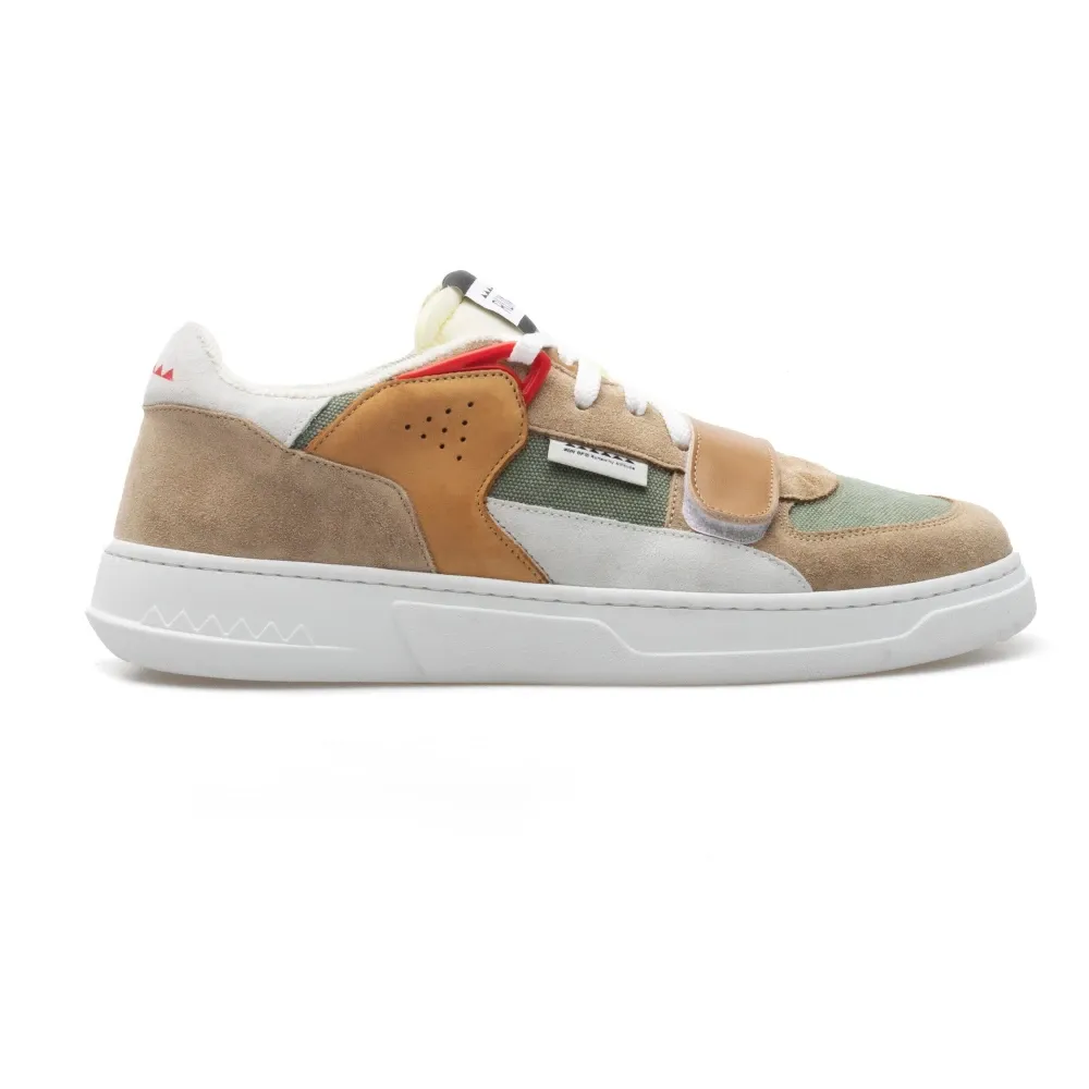 Shoes > Sneakers - - RUN OF - Modalova