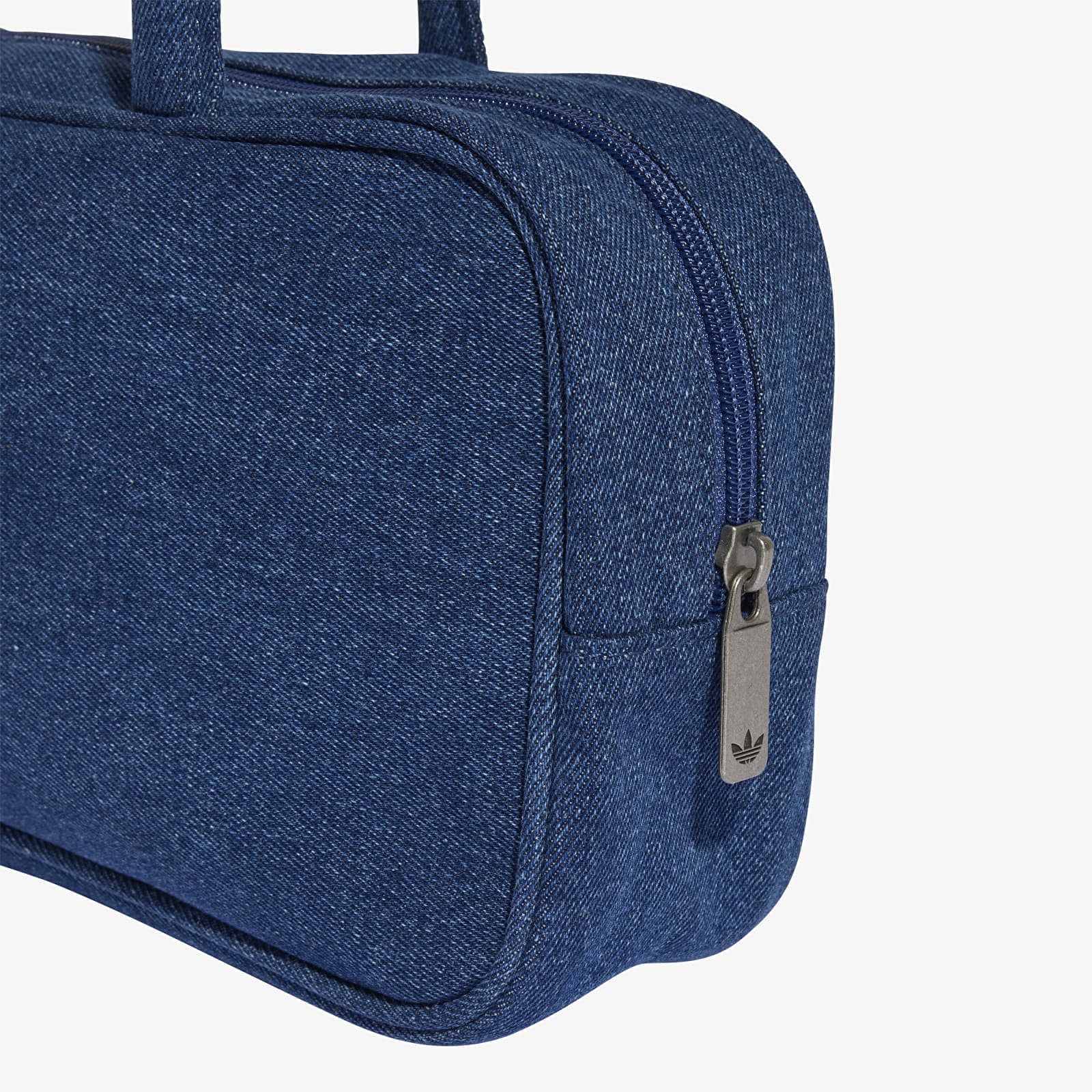 Adidas Adicolor Elongated Airliner Denim Bag Universal - adidas Originals - Modalova