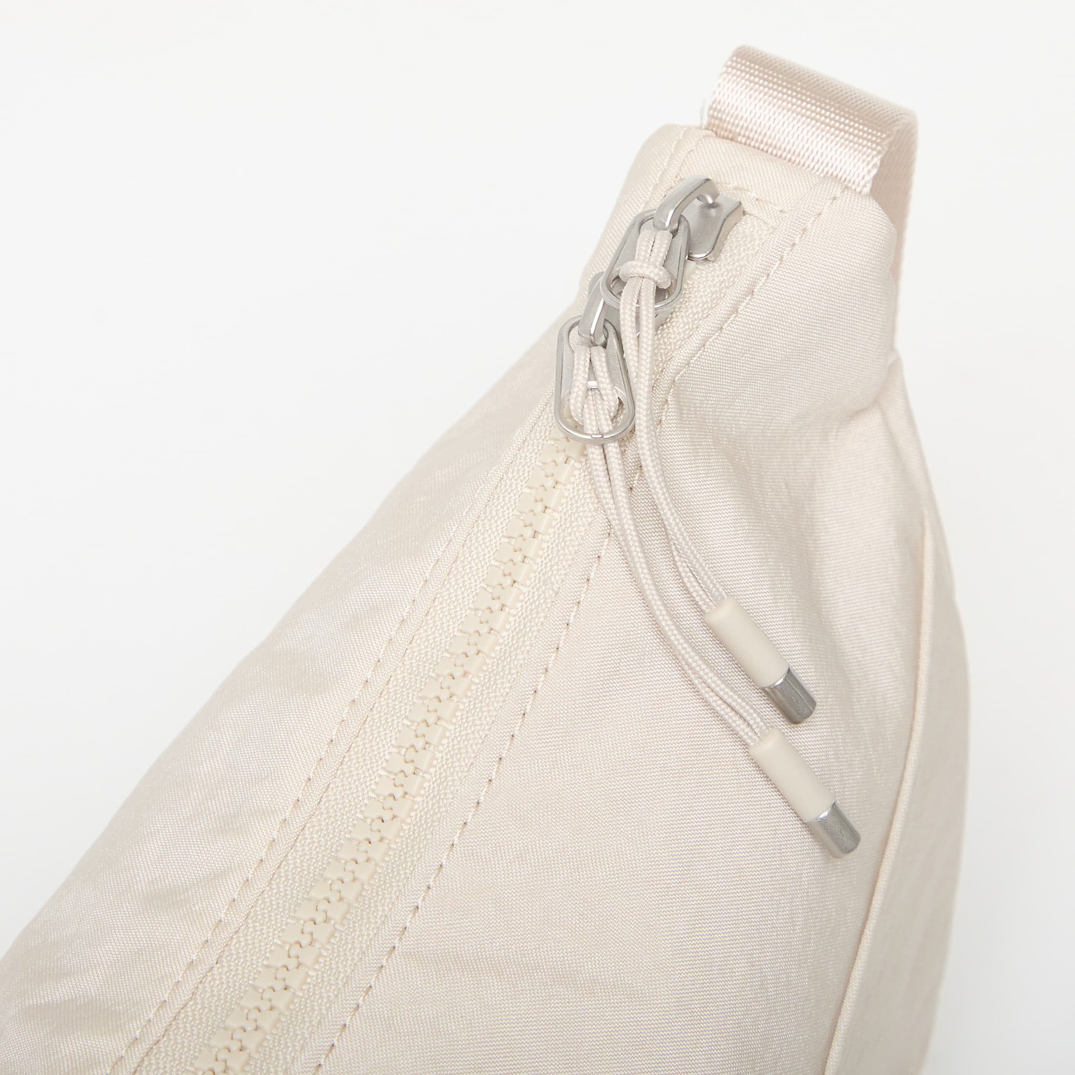 Sac Aura Crescent Crossbody Bag 4L / / Universal - Nike - Modalova