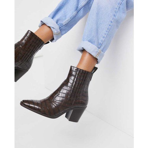 bottines cloutées stradivarius